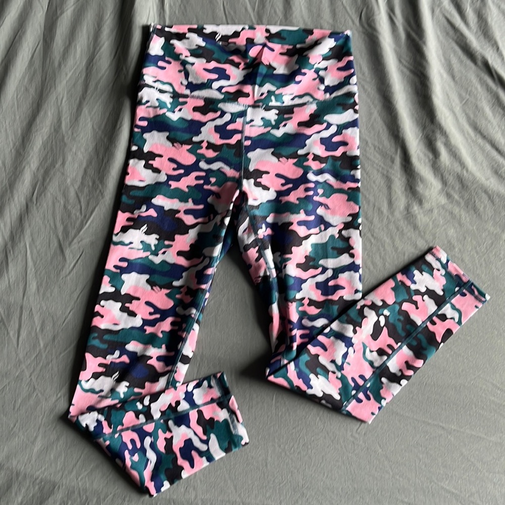 FABLETICS powehold crop leggings